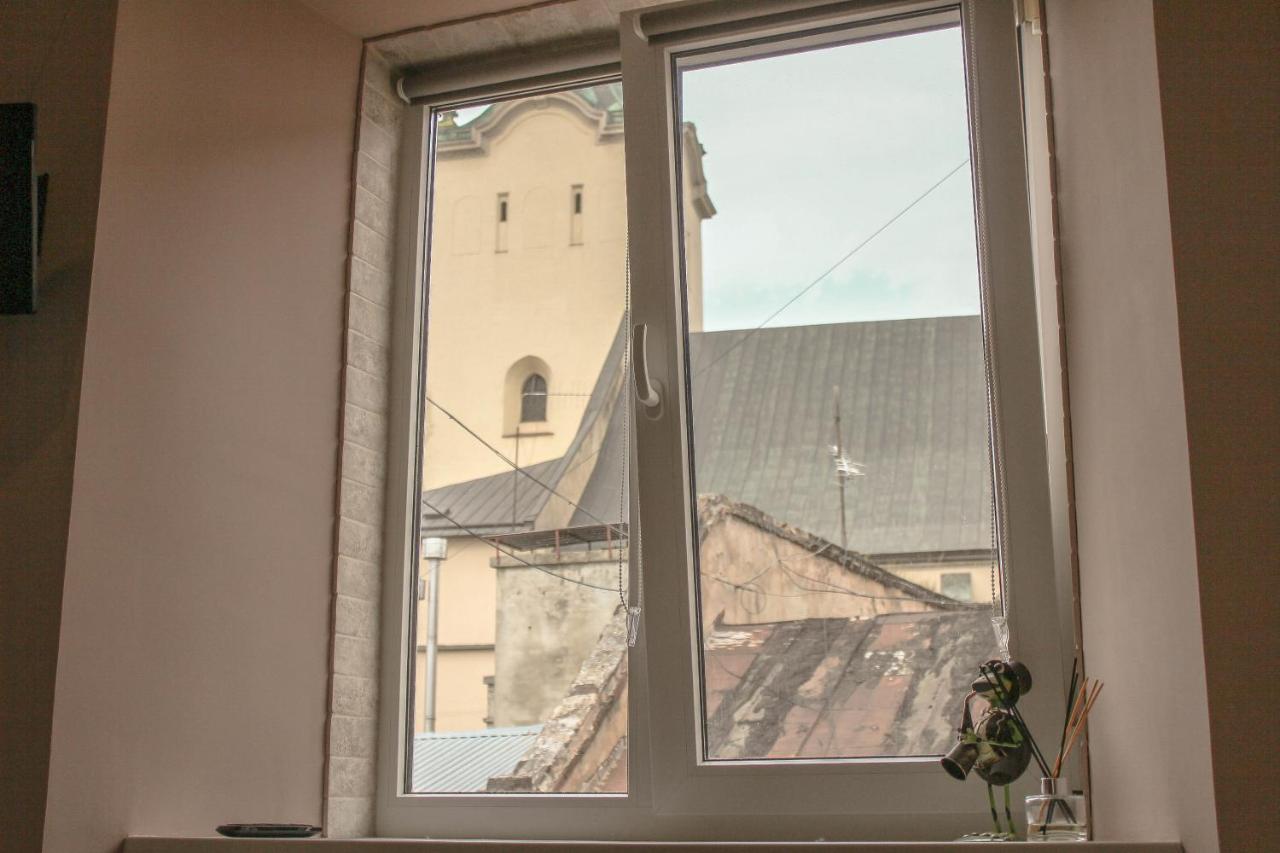 Francis Apartment Lwów Zewnętrze zdjęcie